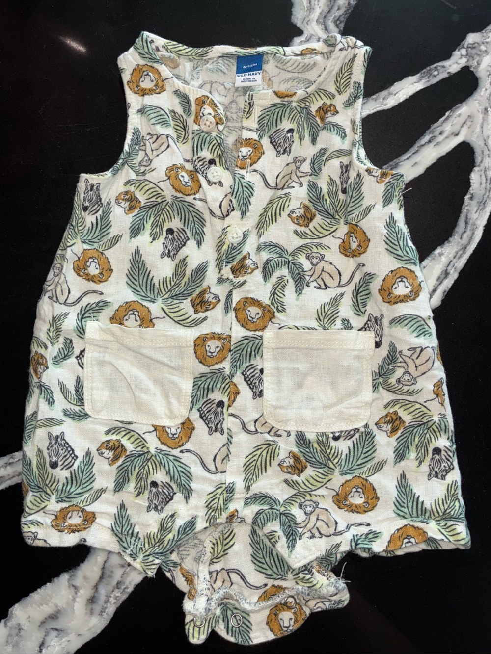 Old Navy Cream Jungle Print Baby Romper with Pockets